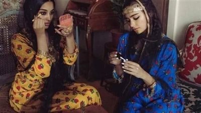 زوجتي وابنة عمتي 