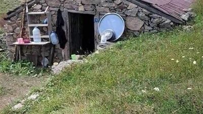 كان يعيش فى الحقول بسبب فقره الشديد