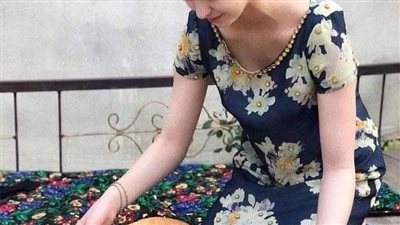 نظره للبنت